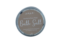 Xoxo Vanilla & Rose Petal Bath Salt 130g